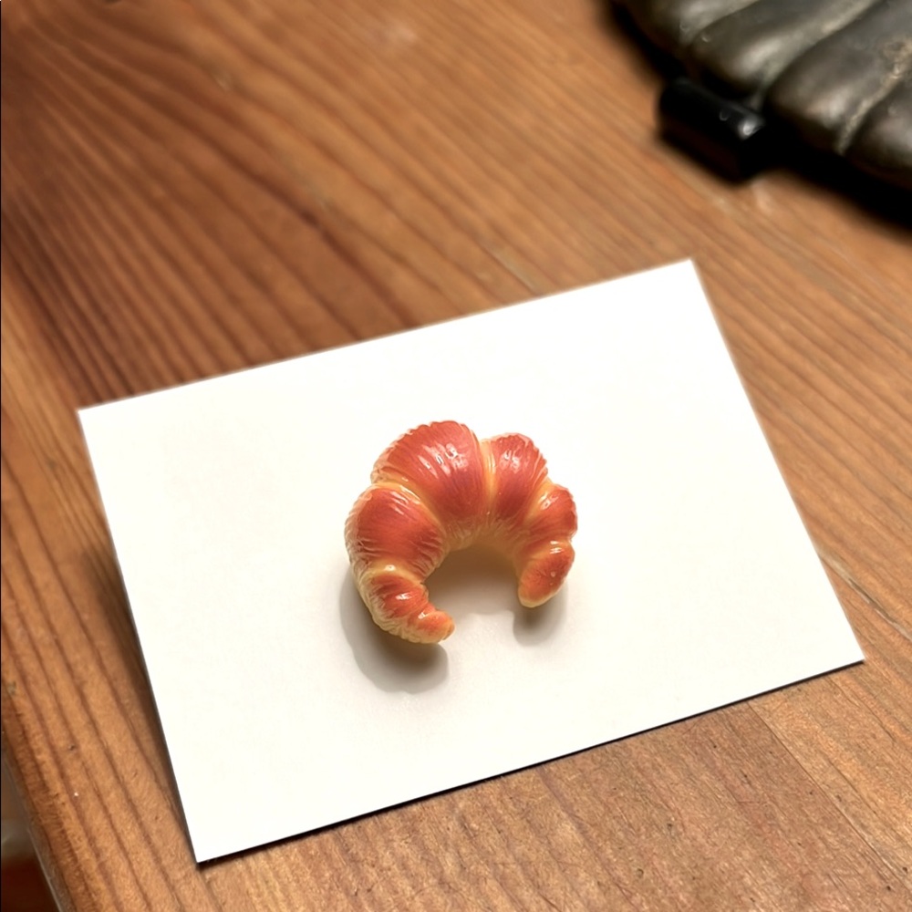 Croissant Pin